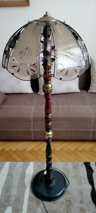 Lampa stojąca pokojowa podłogowa