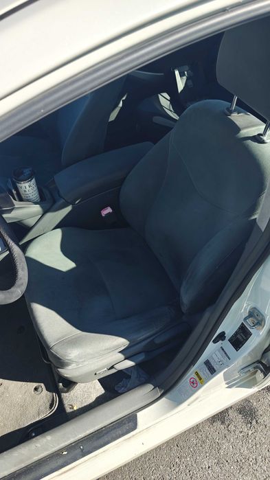 Toyota Prius 1.8 HSD Premium + GPS | 2010 | 200,000 km