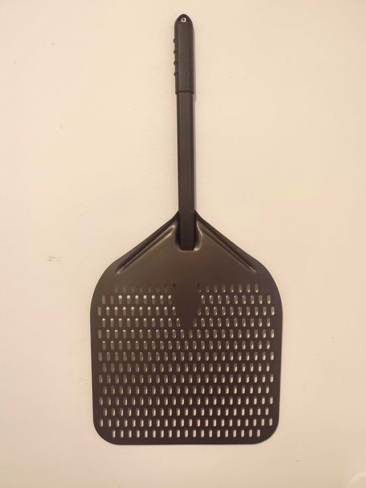 Pá de pizza perfurada profissional 35 cm – como nova