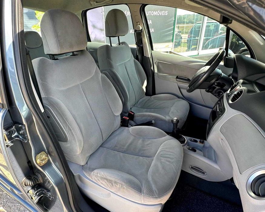 Citroen C3 1.4 HDi Exclusive- Garantia Incluída