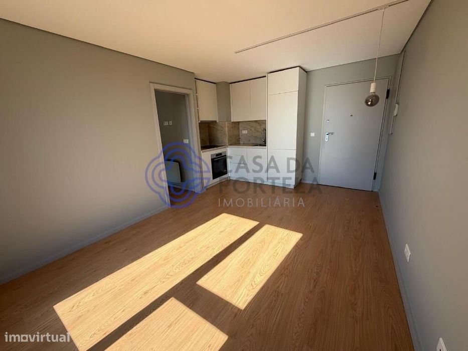 T0 para Arrendamento no Porto | 900€/mês