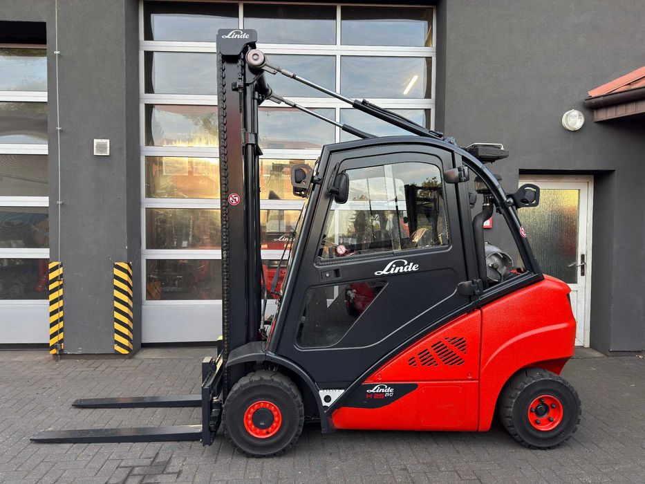 Wózek widłowy Linde H25T-02 2019 rok  7910 h kabina 944
