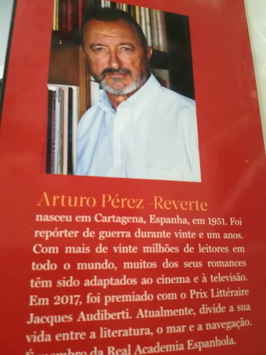 Pérez Reverte e Gorki