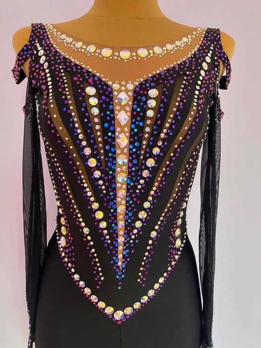 Купальники для художньої гімнастики