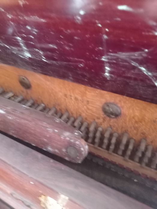 Pianino Erard do renowacji