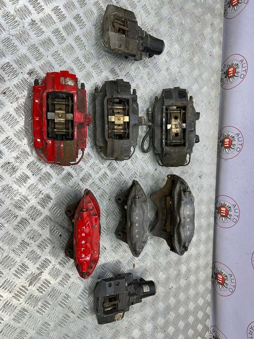 Суппорт Brembo передній, задній black red Perfomance Tesla s x 12-20