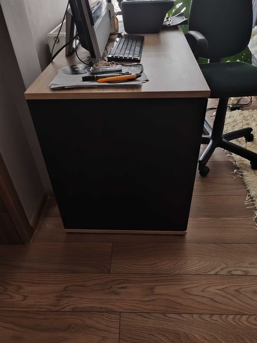 Sprzedam biurko w dobrej cenie