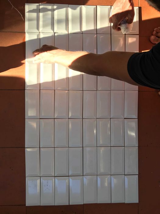 Azulejos "Metro Tile" Primus Vitória, SA, 18 m2, 1590 unidades