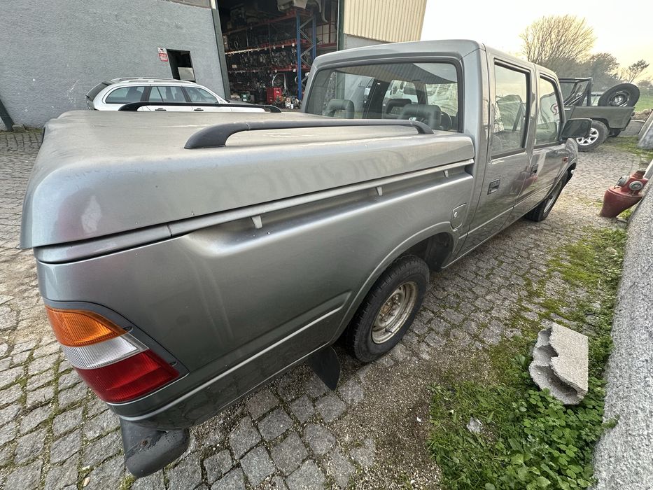 Opel Campo para peças