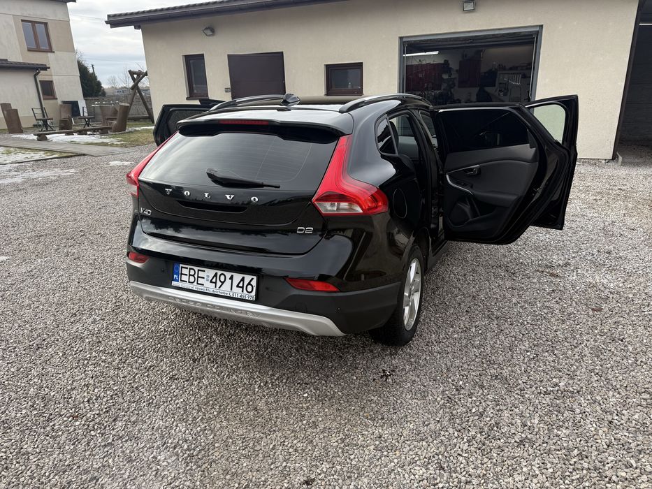 Volvo V40 cross country