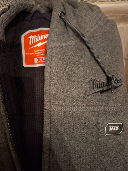 Bluza Milwaukee XL + bateria + ładowarka