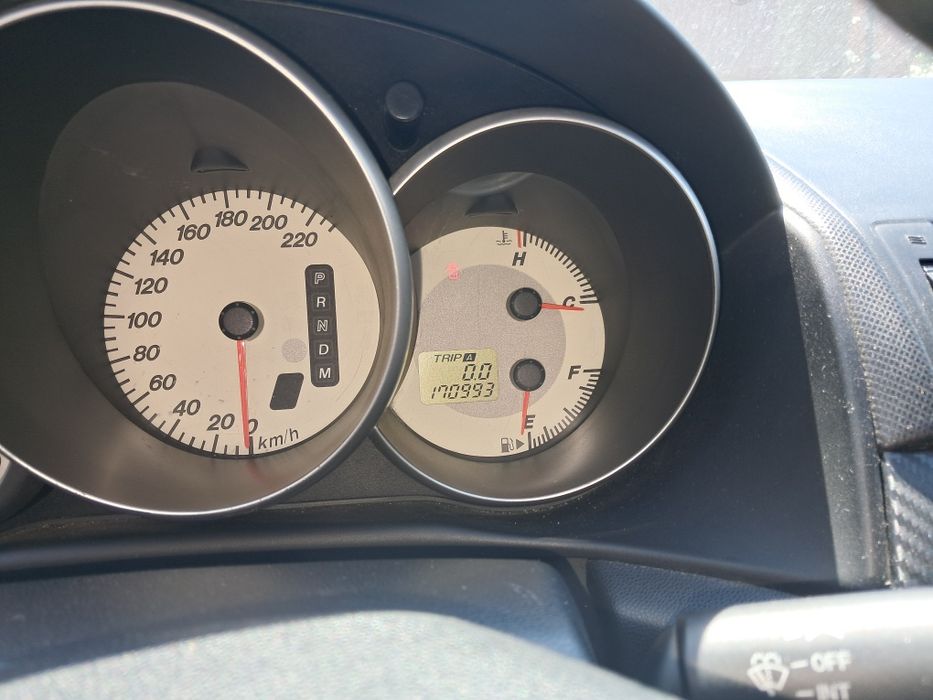Продам Мазду 3 2006року 1.6л