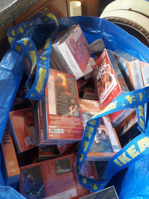 Lote de cds,dvd,VHS novos