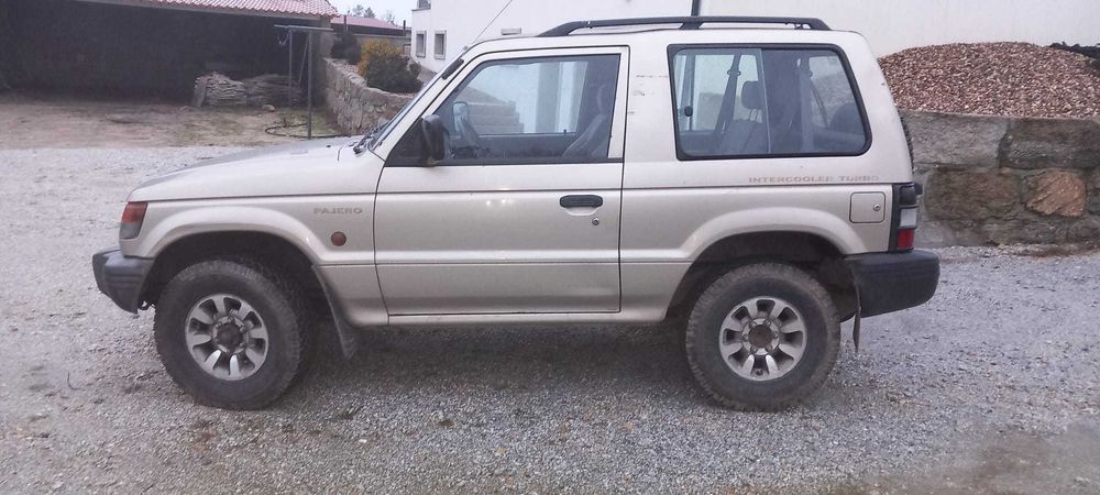 Mitsubishi pajero em ótimo estado