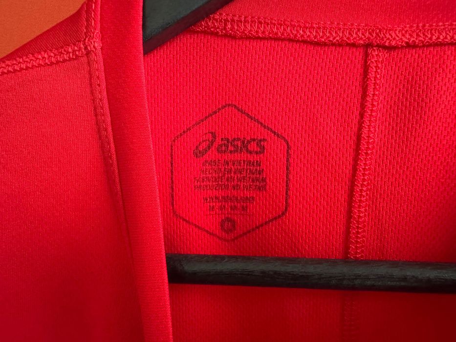 ASICS Оригінал чоловіча спортивна футболка розмір M