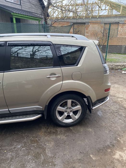 Продам автомобіль Mitsubishi Outlander 2008 ll покоління