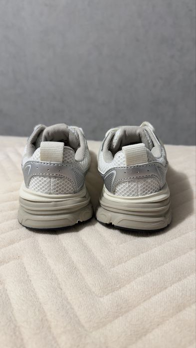 Кросівки zara 29
