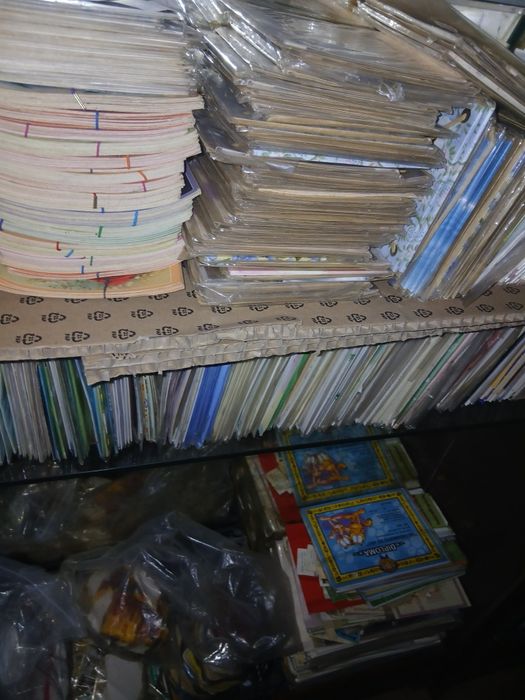 Lote 1300 postal Nao circulado novos por 250 €