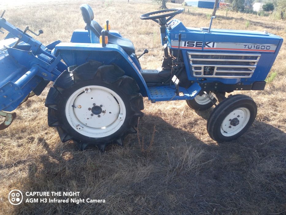 Tractor iseki 4x2 com fresa