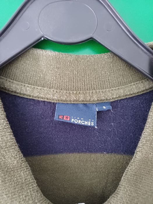 Polo em bom estado de grande marca.