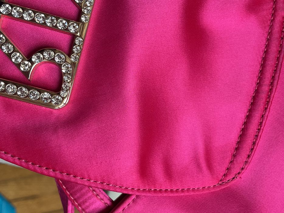 Сумка pink River Isaland