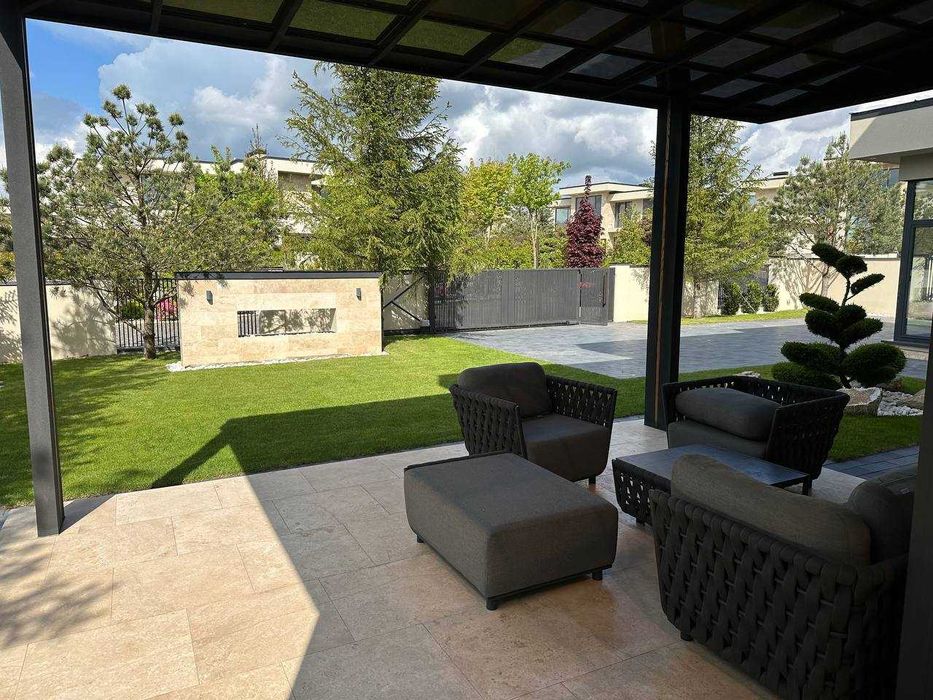 Продаж елітного, сучасного будинку у КМ RIVIERA в с. Сокільники