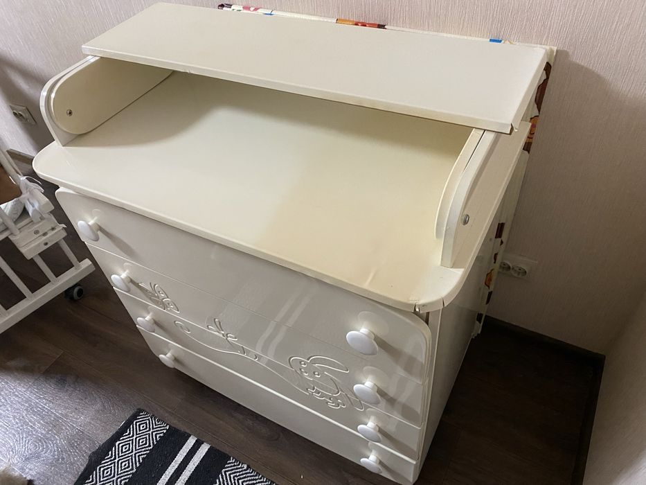 Пеленальный комод