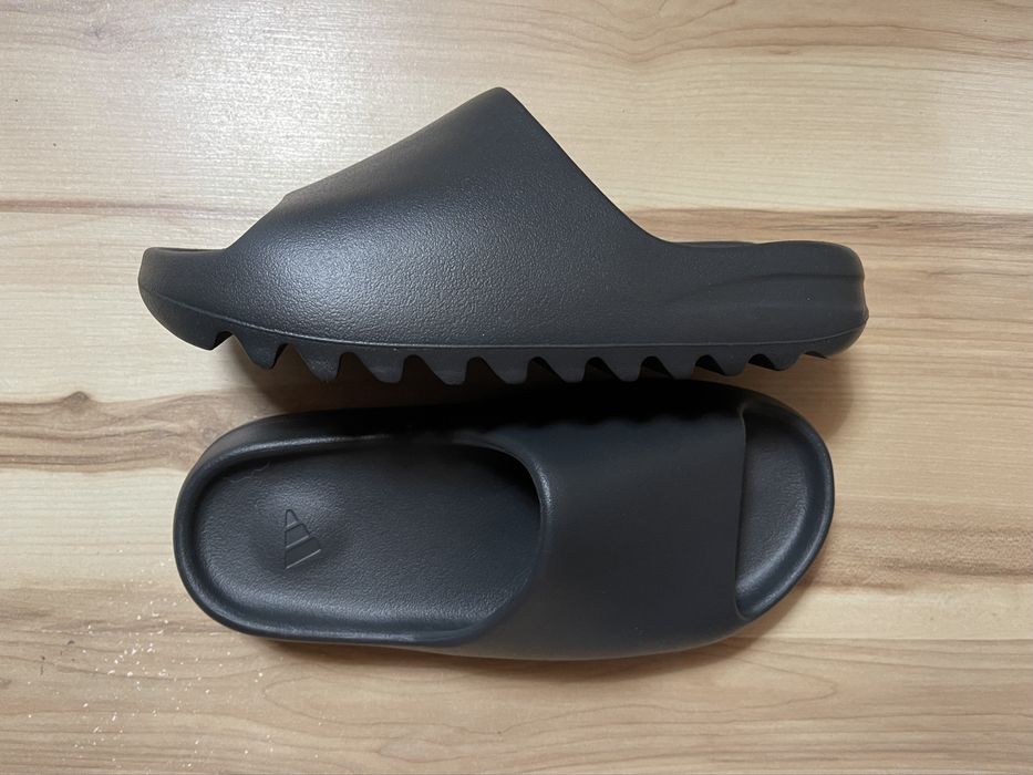 Yeezy Slide Onyx