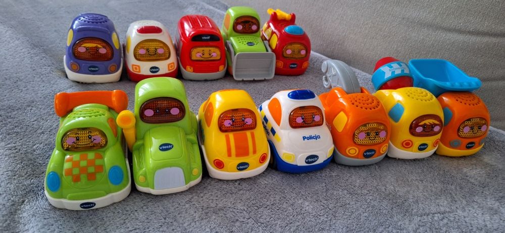 12 pojazdów samochodzików VTech Tut Tut