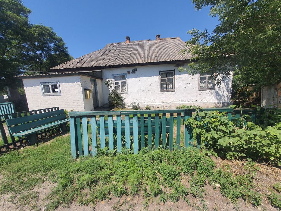 Бее% Комерційне Приміщення 128м2, вул. Дніпровська набер. с. Кийлів