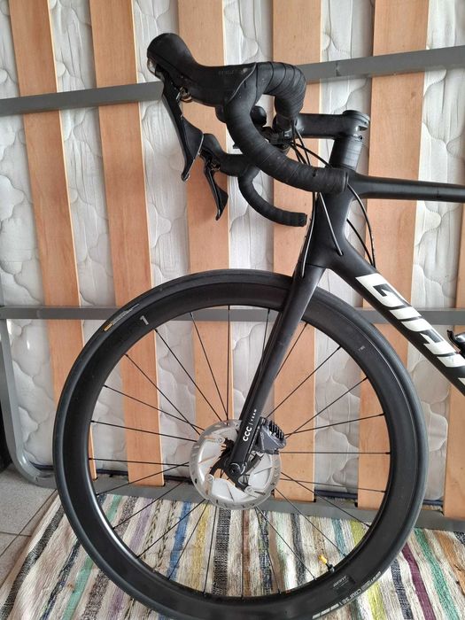 Giant TCR Advanced Pro Team Disc (com power meter)