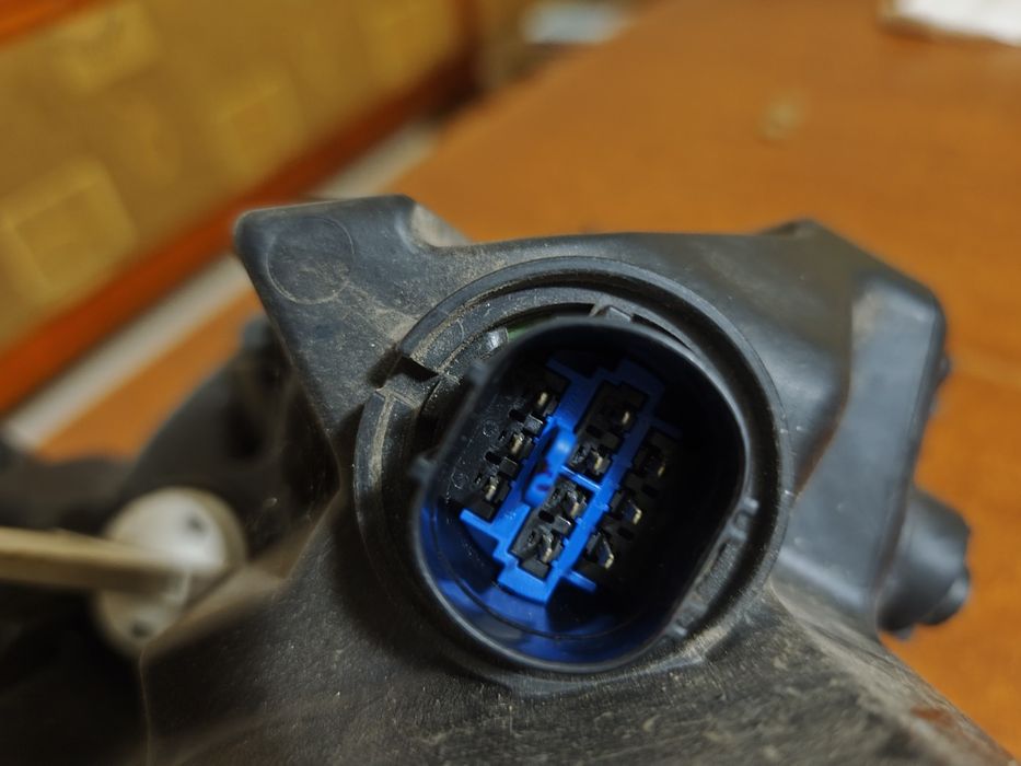 Lampa Xenon Hyundai i40