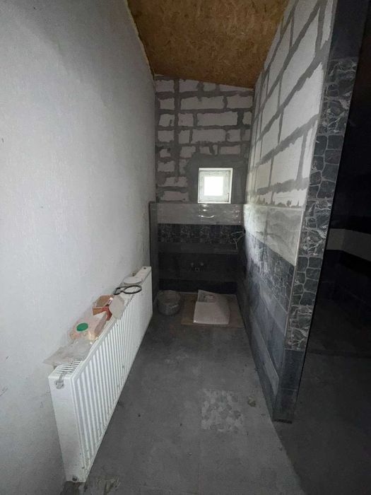 Продаж приміщення під склад, автосервіс, виробництво. с. Бузова Житомирська трасса 15км до Окружної