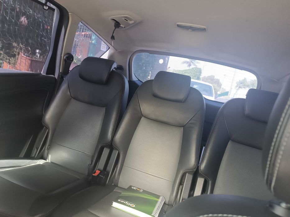 Ford s-max, Renault Clio , Vectra