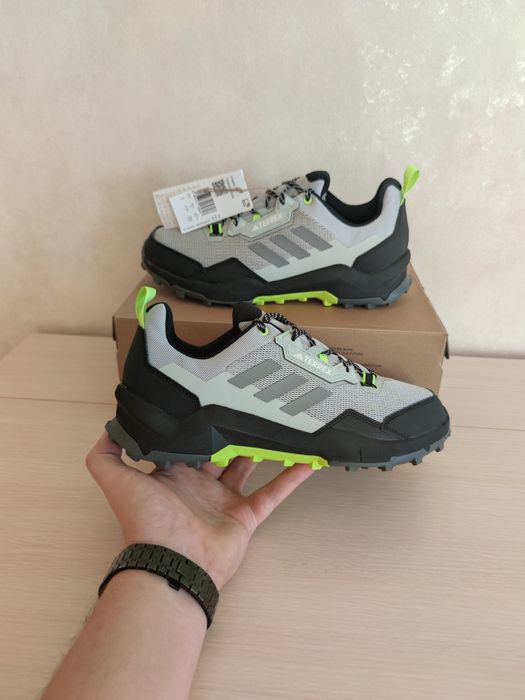 ОРИГИНАЛ 100% Новые! Adidas TERREX, мужские кроссовки, р.42,5