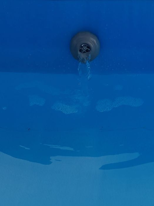 Piscina Bestway 2,59m x 1,70m e acessorios