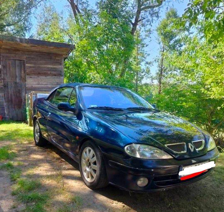 Renault Megane cabrio 1.6 
3 500 zł