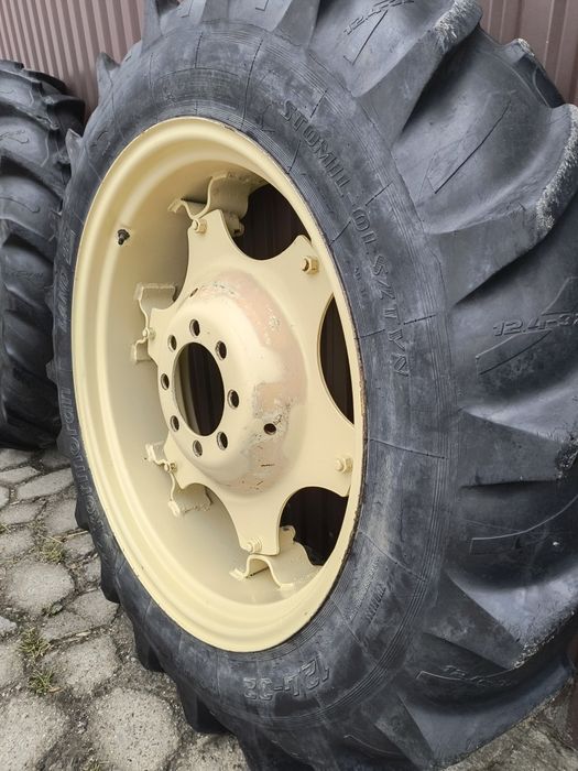 Koła wąskie do międzyrzędzi 12.4 R32 Zetor Ursus