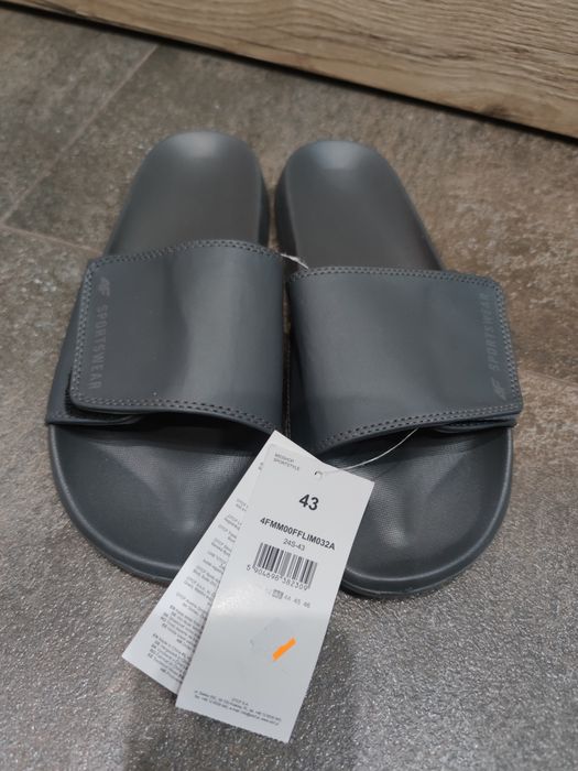 Klapki męskie 4F rozmiar 43