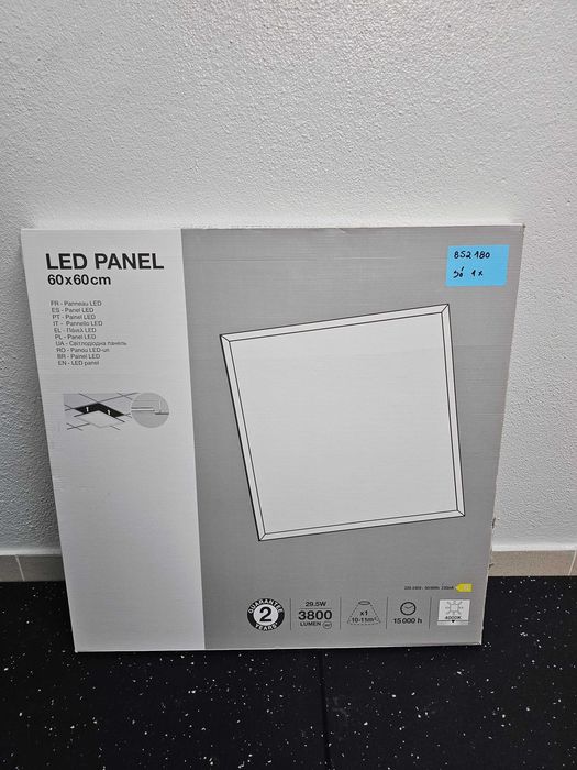 3 Painéis LED 60x60 novos e selados, 29,5W 3800lm 4000K
