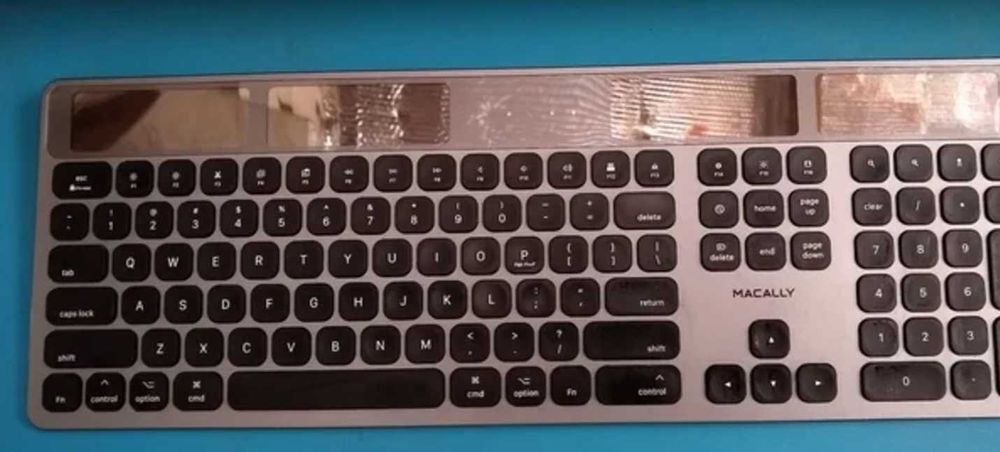 Teclado sem fios alimentado a energia solar para Mac