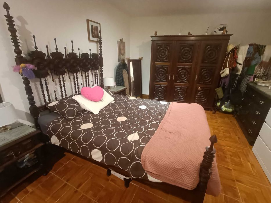 Mobília de Quarto em Madeira Maciça c/ Mármore – Venda em Separado ou Conjunto