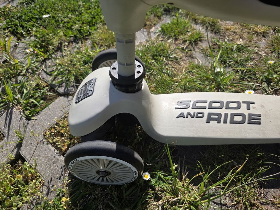 Hulajnoga Scoot And Ride 2w1 beżowa