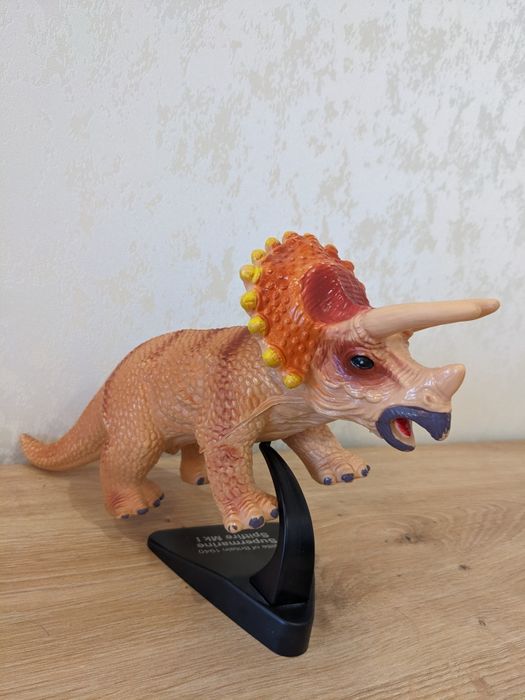 Дитячий музичний динозавр