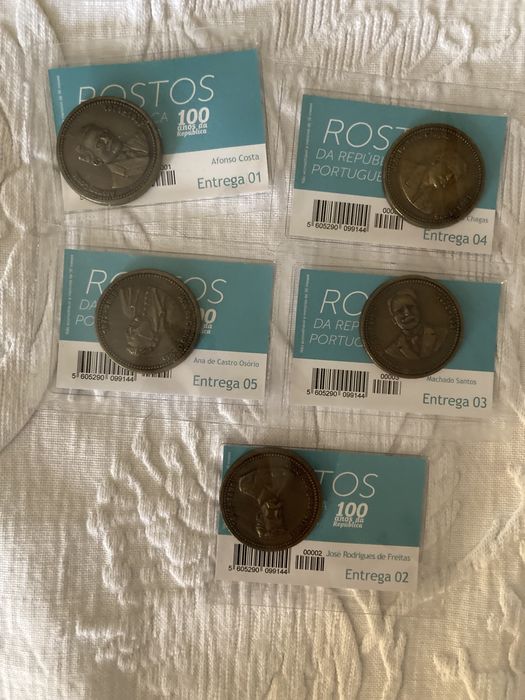 Coleção de moedas grandes figuras portuguesas