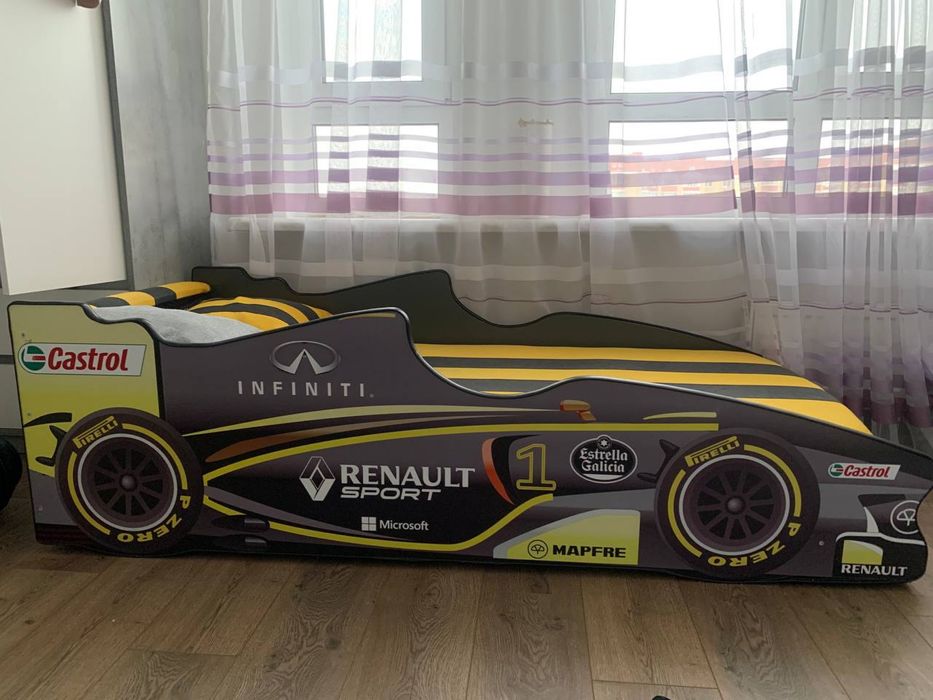 Продам диван стан нового