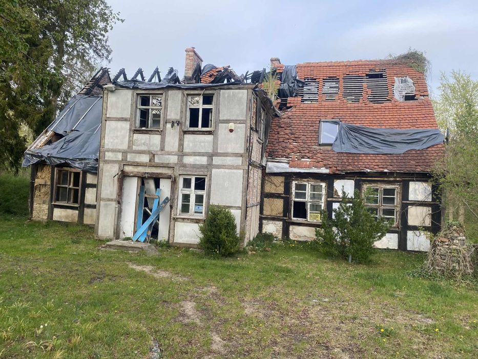 Rozbiórka domu za odzysk materiałów