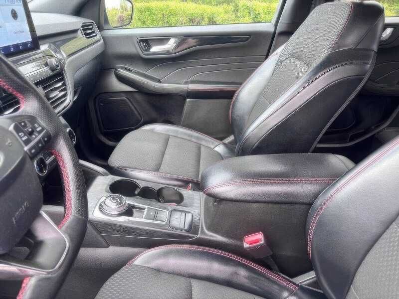 2023 Ford Escape Hybrid ST-Line Select