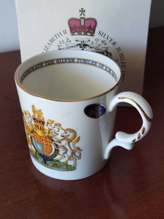 Caneca Aynsley - Jubileu 1977 Rainha Elizabeth