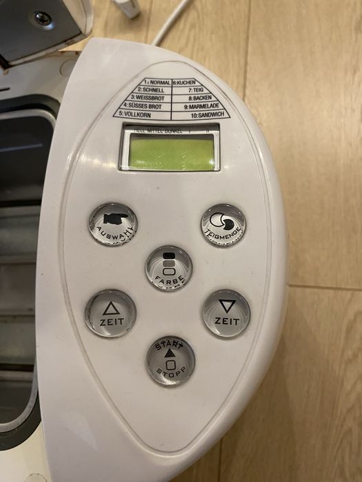 Хлебопечка Clatronic